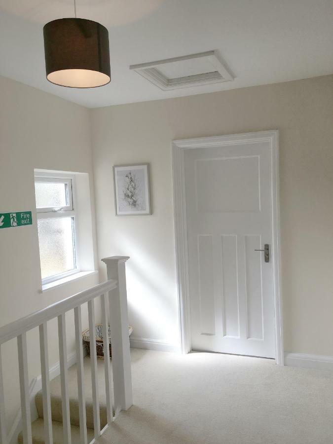 1 Ashford Road Guesthouse Redhill  Exterior foto